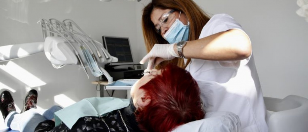 Odontólogos mendocinos cobrarán coseguro a pacientes con obra social