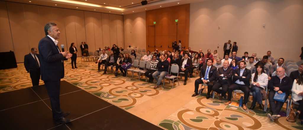 Cornejo cerró el primer encuentro de Políticas Públicas de Vanguardia