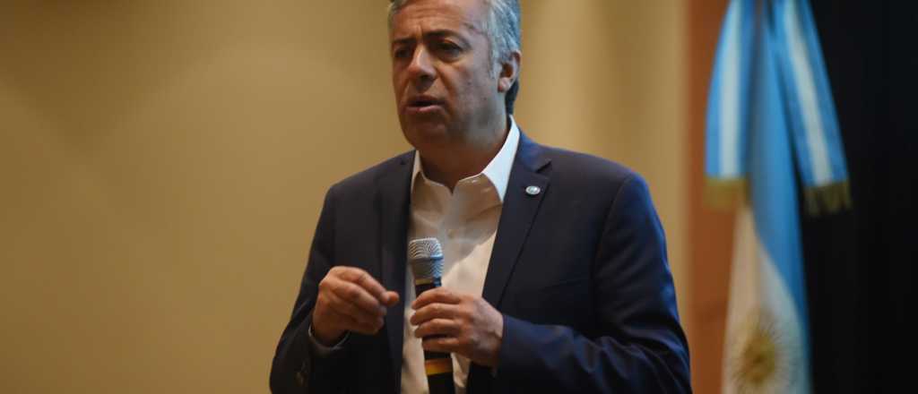 Cornejo: "El que se opone a la figura hegem&oacute;nica del PJ es considerado gorila"