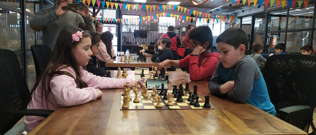 Festival de ajedrez infantil en el Campus Olegario