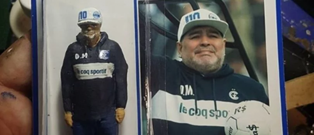 Jugueteros lanzaron el muñeco de Maradona, Cristina y el de "Macri gato"