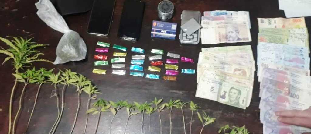 Mega operativo en Las Heras: tres detenidos con drogas, armas y dinero