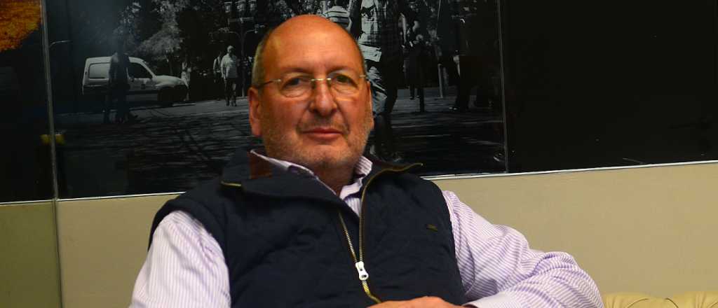 Internaron al intendente de Guaymall&eacute;n, Marcelino Iglesias 