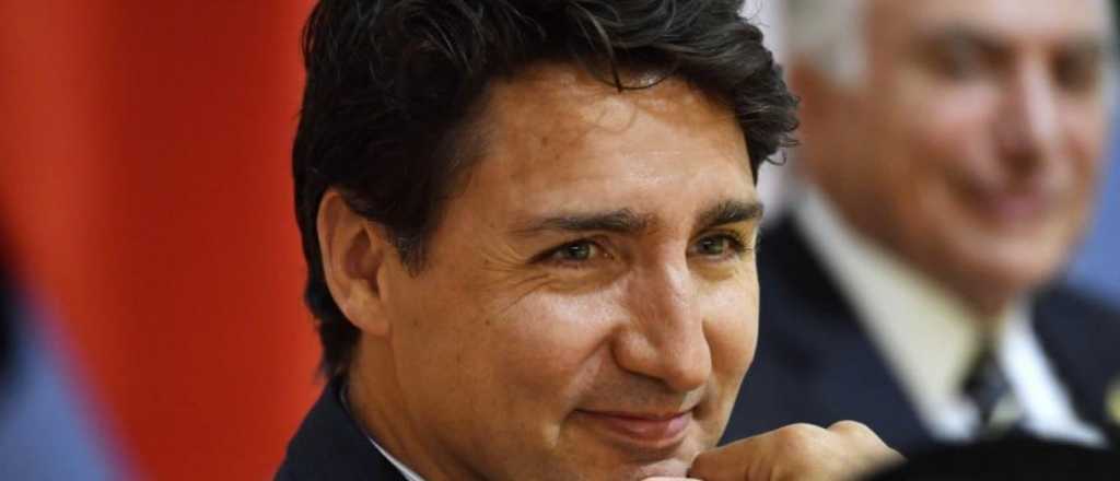 Justin Trudeau se disfrazó de Aladdin en 2001 y tuvo que pedir perdón