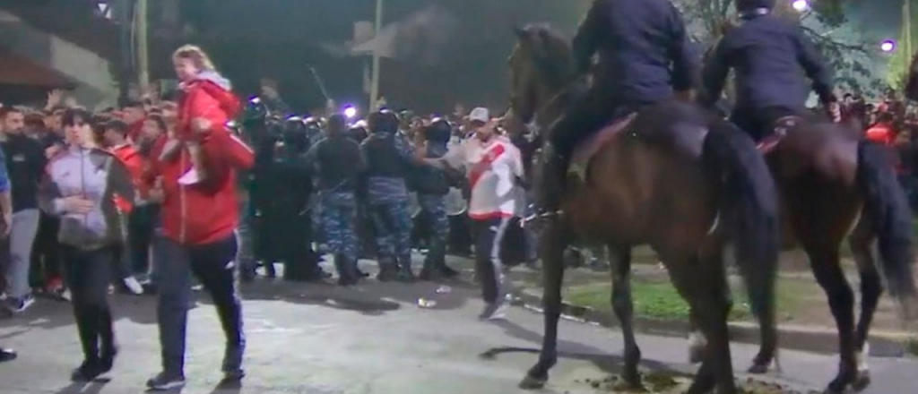 La guerra entre la Barra de River y la tragedia que evit&oacute; el operativo de seguridad