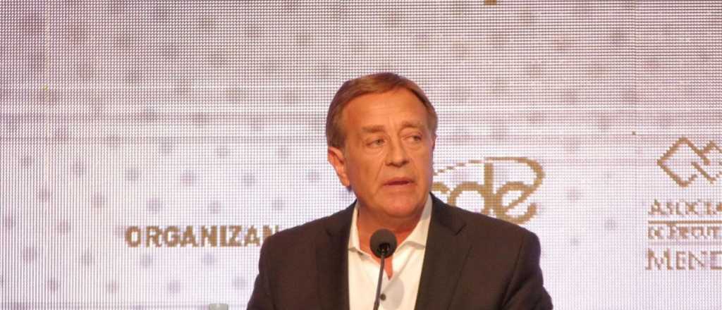 Suarez: "Hay que hacer un acuerdo político con empresarios y mantenerlo"