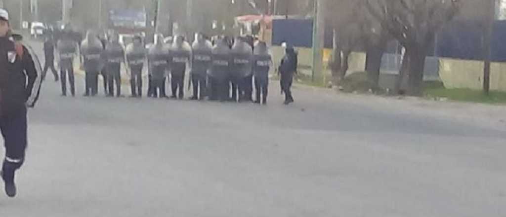 La UOCRA volvi&oacute; a protagonizar una jornada de violencia en Ensenada