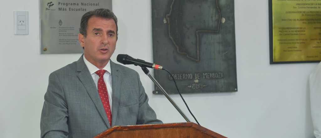 Pol&eacute;mico: para P&eacute;rez, detr&aacute;s de la protesta de Salud hay un �negocio pol&iacute;tico�