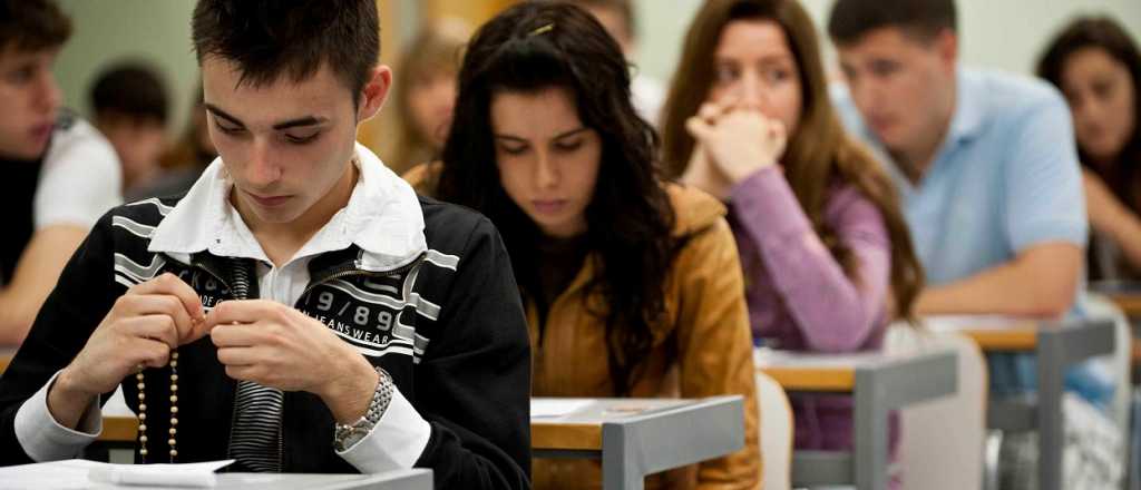 &iquest;Sos estudiante?: paso a paso para cobrar $12 mil 