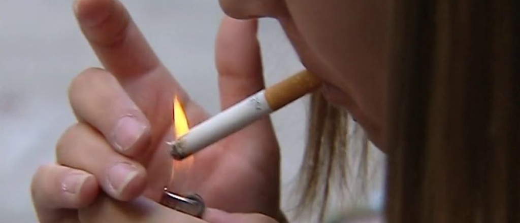 Lanzan campaña para prohibir la publicidad de cigarrillos y tabaco