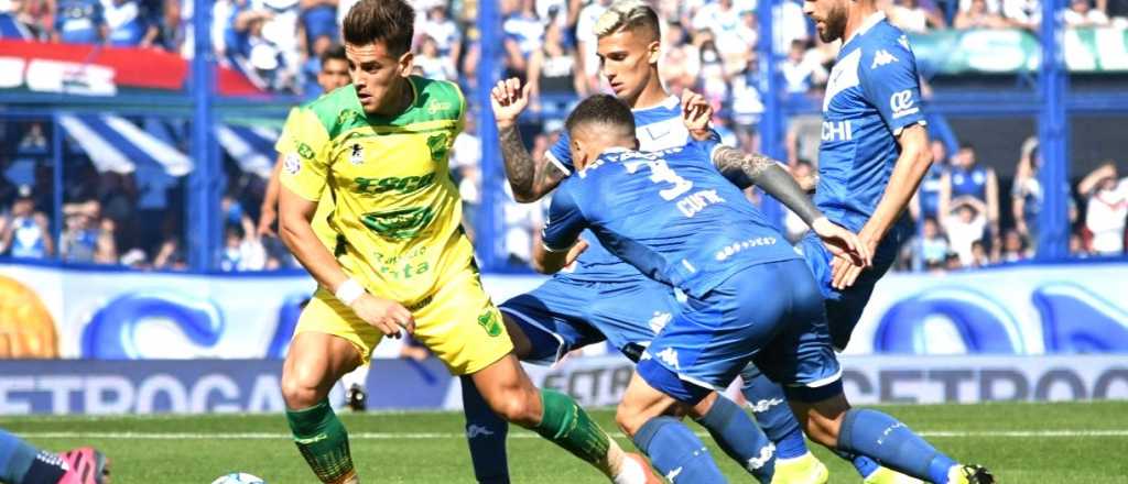 Video: la incre&iacute;ble "doble calesita" de un jugador de V&eacute;lez