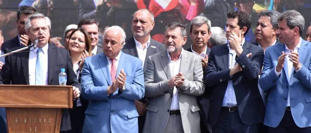 Alberto Fern&aacute;ndez tild&oacute; de inoperante a Macri por la pobreza