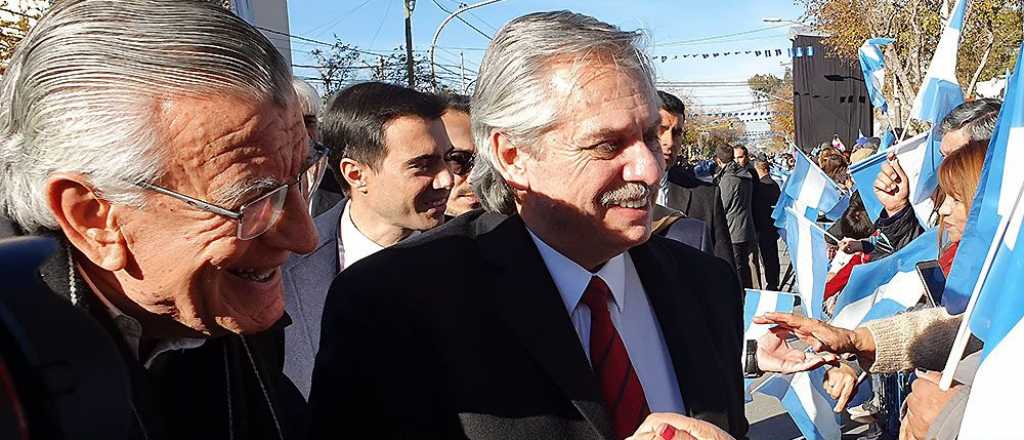 Gioja pidi&oacute; perd&oacute;n por tratar a los mendocinos de "gorilitas"