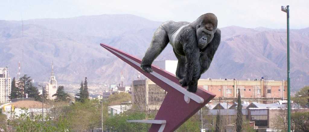 &iquest;El mendocino es "gorilita", como dice Gioja?