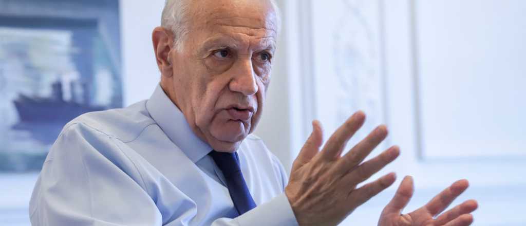 Para Lavagna, el cambio del dólar en Argentina "tiene que ser alto"