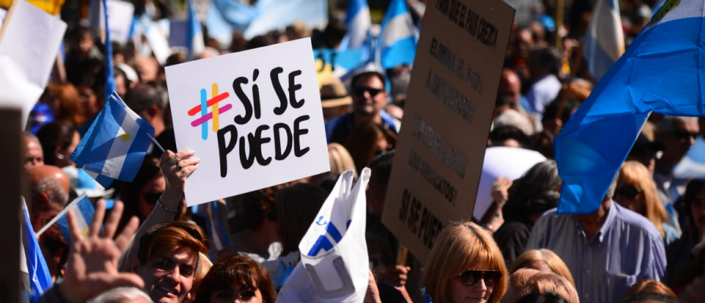 La marcha del #S&iacute;SePuedeMendoza por dentro