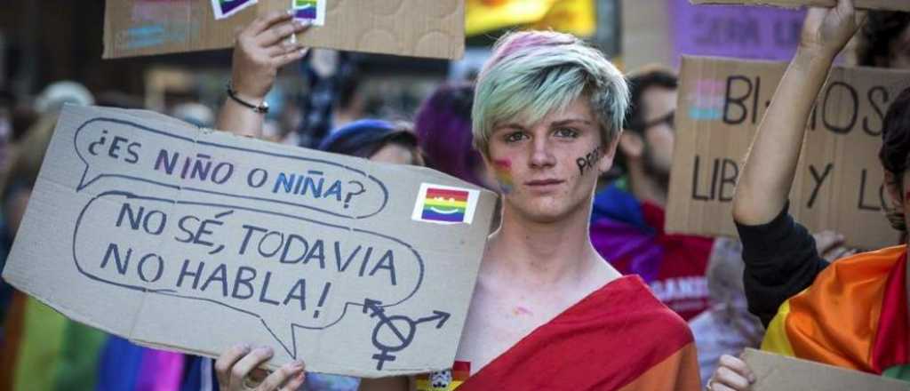 Deconstruir la psicolog&iacute;a: espacio para identidades no hegem&oacute;nicas