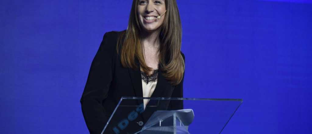 Vidal recibi&oacute; una ovaci&oacute;n de pie en el Coloquio de IDEA