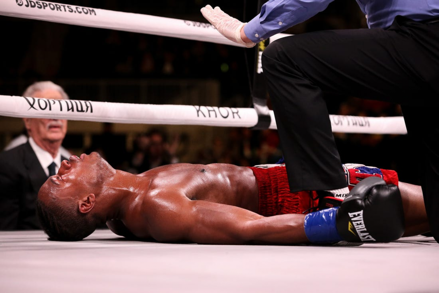 Murió un boxeador cuatro días después de ser noqueado en una pelea