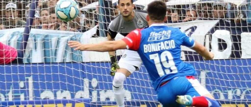 El Lobo de Maradona volvió a la normalidad y cayó ante Unión