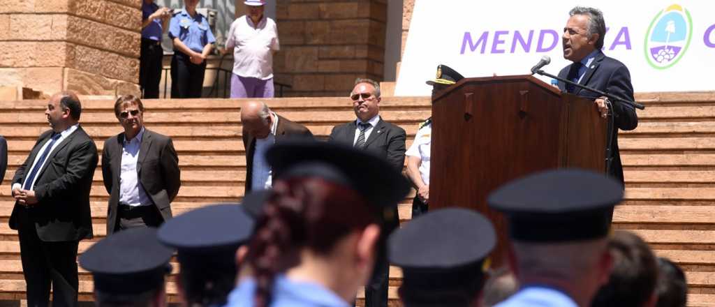 Cornejo participó del acto por el 209° aniversario de la Policía de Mendoza