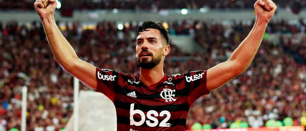 Video: se volvió loco con un gol de Flamengo y revoleó a su hijito