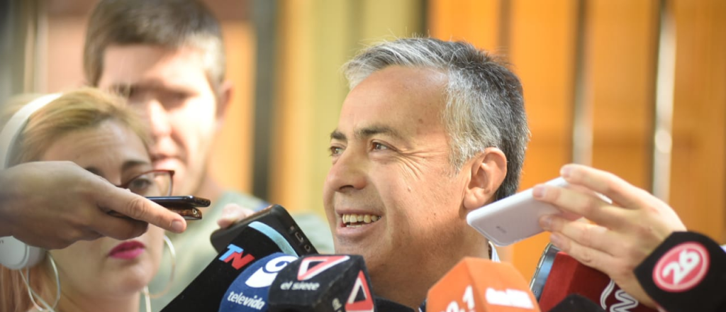 Cornejo ganó, llegó al 50,1 % en Mendoza y "subió" a Macri