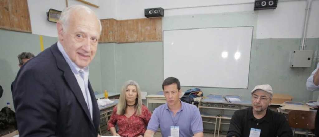 Vot&oacute; Lavagna y pidi&oacute; que los datos se conozcan a tiempo