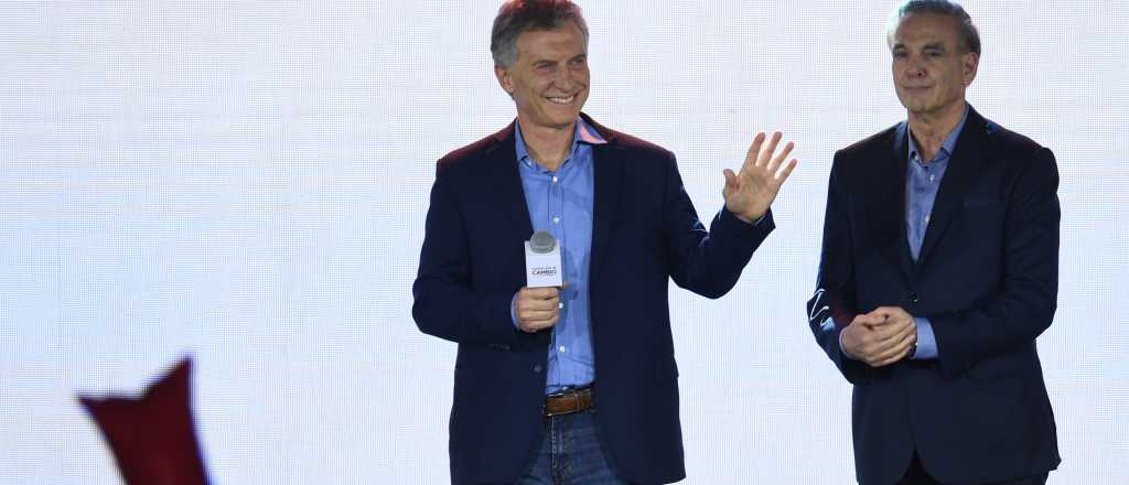 Macri invitó a Alberto a la Casa Rosada para comenzar la transición