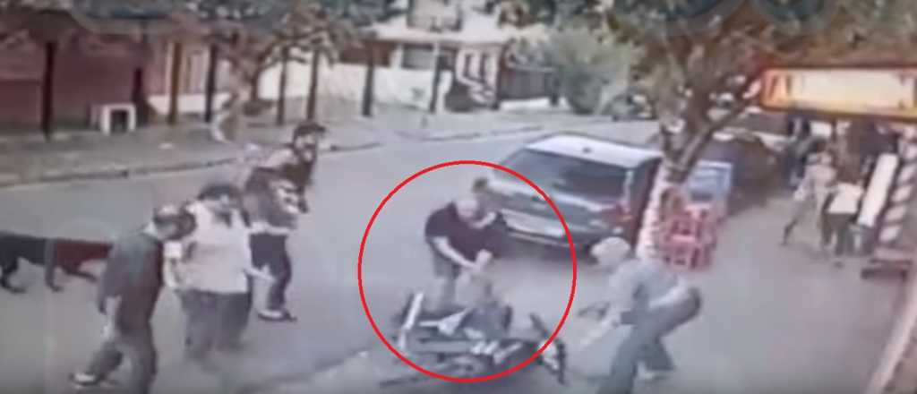 Video: robó en un almacén y los vecinos casi lo linchan en Córdoba
