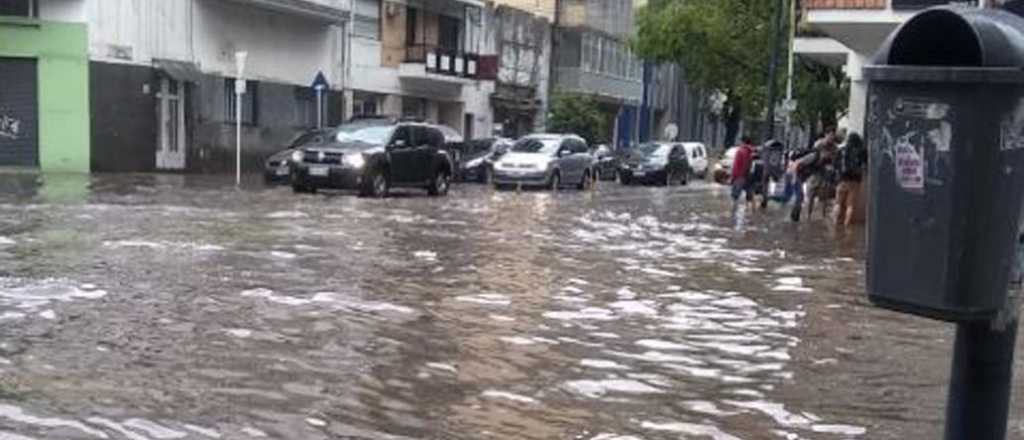 Algunas zonas de CABA se inundaron a pesar del "no se inunda más" de Macri