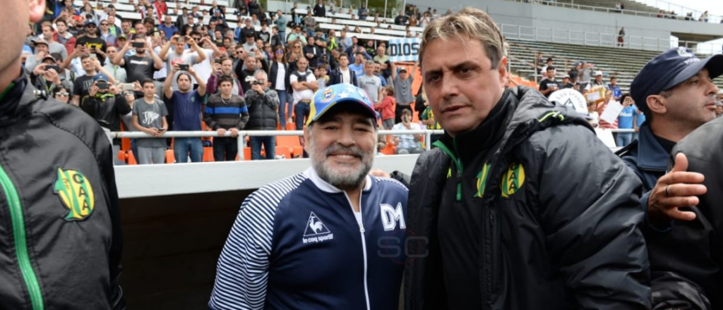 Maradona confirmó que seguirá siendo DT y Gimnasia goleó a Aldosivi