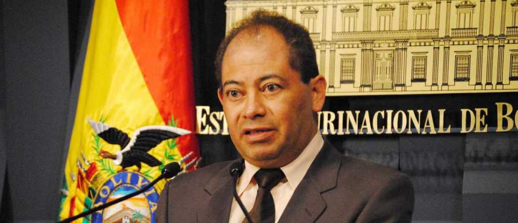 La Embajada argentina en Bolivia alojó a dos ministros de Evo