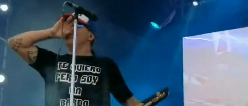 Filtran un video en el que Pablo Lescano estar&iacute;a drog&aacute;ndose en pleno show