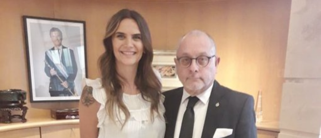 &iquest;Para qu&eacute; recibi&oacute; el canciller Faurie a Amalia Granata?