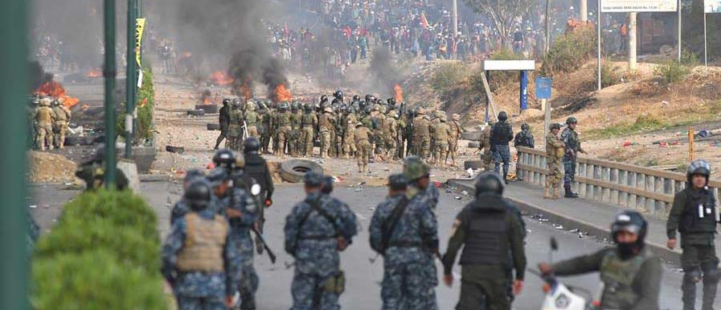 Ocho muertos y temor a más violencia en Bolivia por la creciente crisis política