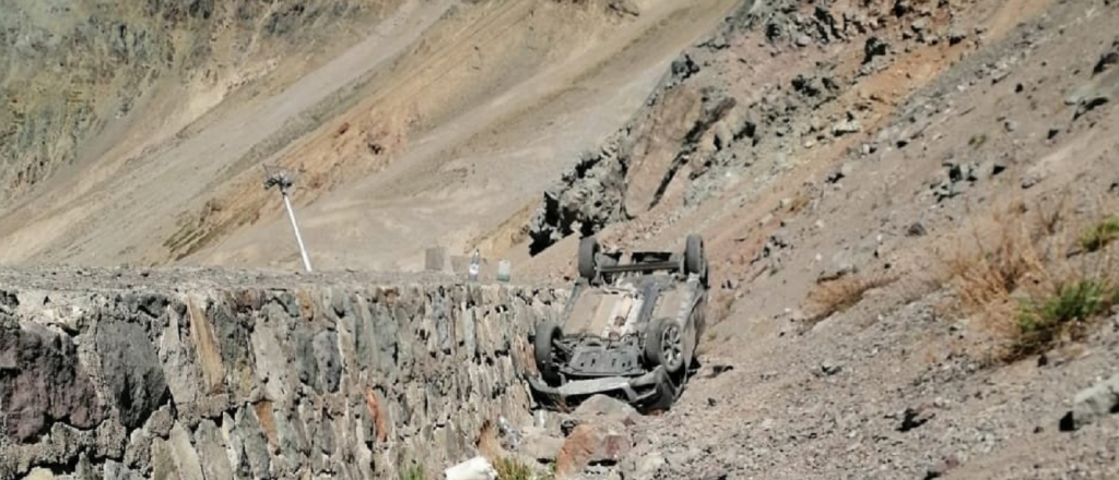 Cuatro personas cayeron al vacío en un accidente en Alta Montaña