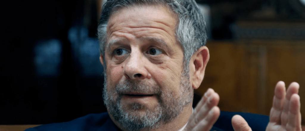 Rubinstein sobre vacunados VIP: "Hay que darles la segunda dosis"