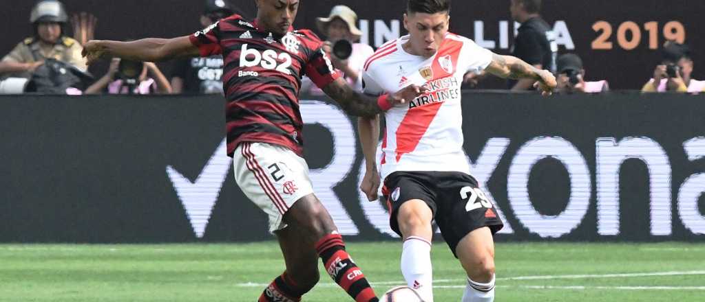 Video: ¿El VAR ignoró un penal a favor de Flamengo contra River?