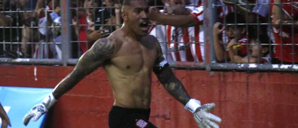 San Mart&iacute;n de Tucum&aacute;n empat&oacute; en la &uacute;ltima jugada con un gol de su arquero