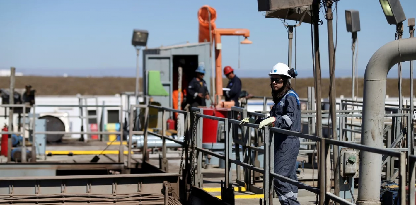 Dos torres de perforación comenzaron a trabajar en Vaca Muerta ...