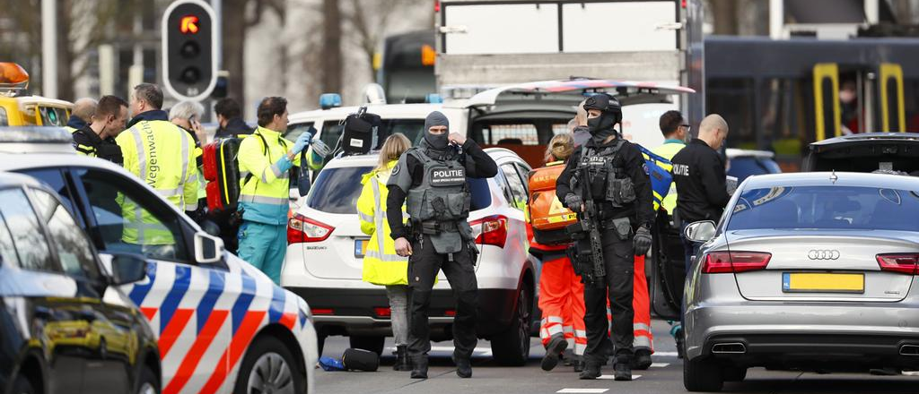 Un hombre hirió a varias personas con un arma blanca en Holanda 