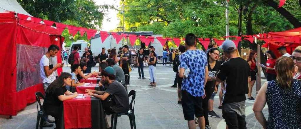 M&aacute;s de un mendocino por d&iacute;a contrae VIH y la mayor&iacute;a no lo sabe