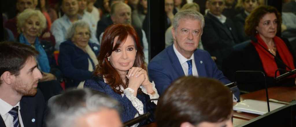La Corte envió a juicio oral a Cristina por Hotesur y Los Sauces