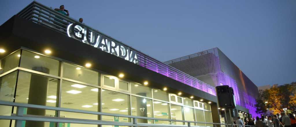 El perro le movi&oacute; la escalera, la hizo caer y esta muy grave en el Central 