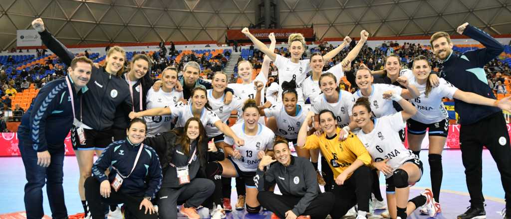 La selecci&oacute;n femenina de handball gan&oacute; y logr&oacute; el mejor puesto hist&oacute;rico