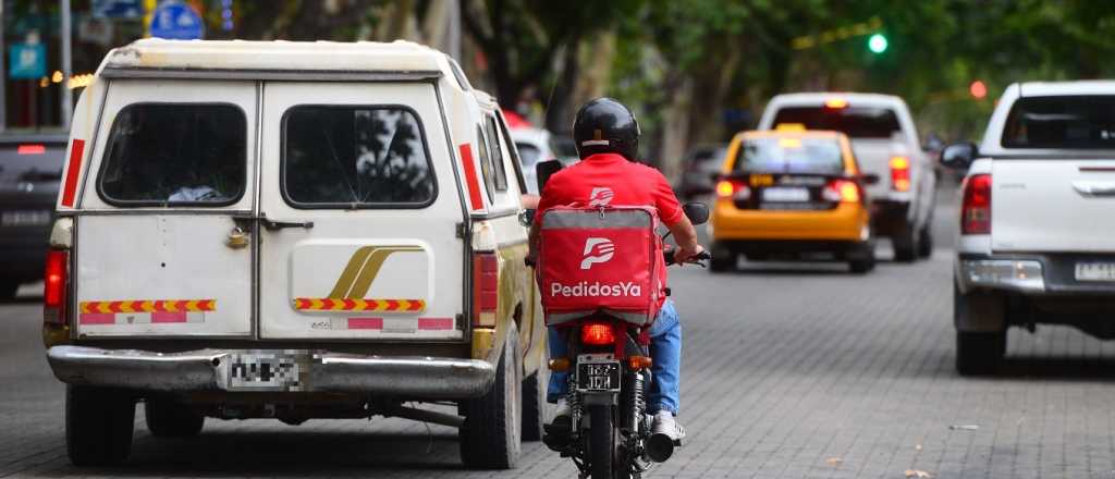 Le robaron la moto y el celular a un delivery en Ciudad