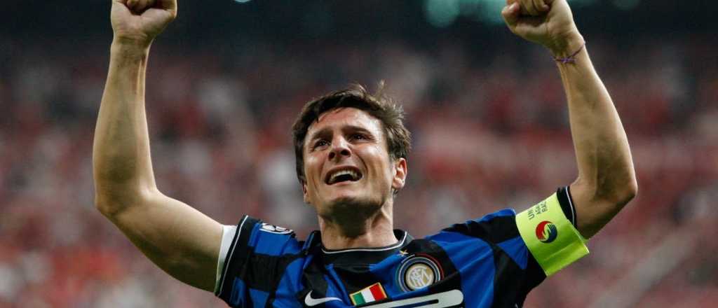 El Inter de Mil&aacute;n retira la camiseta 4 de Javier Zanetti