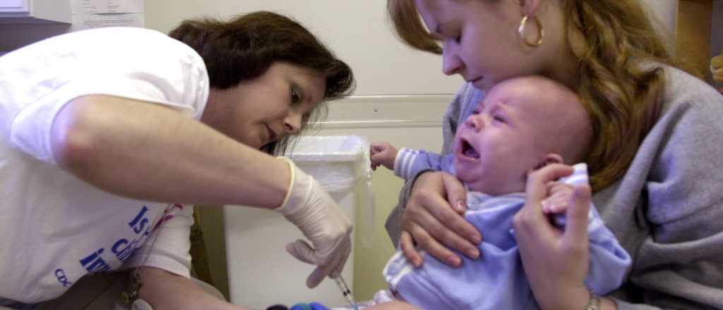 La enfermedad respiratoria que aumenta en el país y la alerta por la vacunación