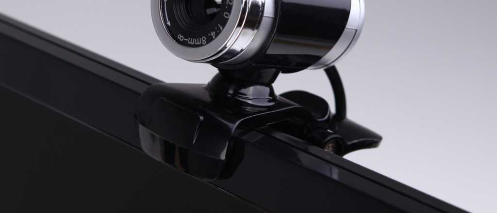 C&aacute;mara de la compu: &iquest;Por qu&eacute; aconsejan taparla si no se usa?